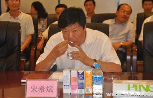 宋希斌最新動態(tài)，與自然和諧共舞，探尋內(nèi)心寧靜的樂章
